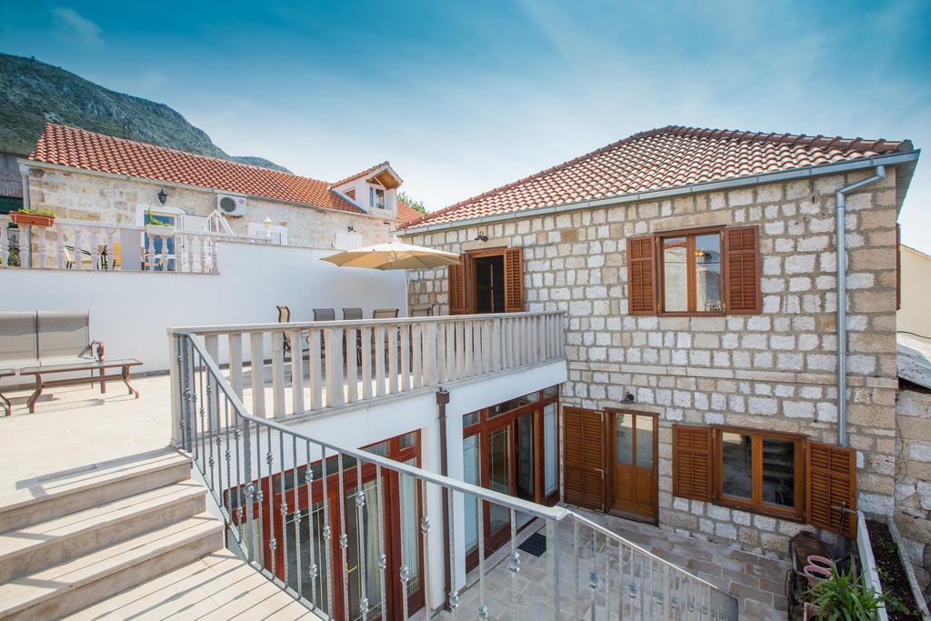 Sunset Villa 챠브타트 외부 사진