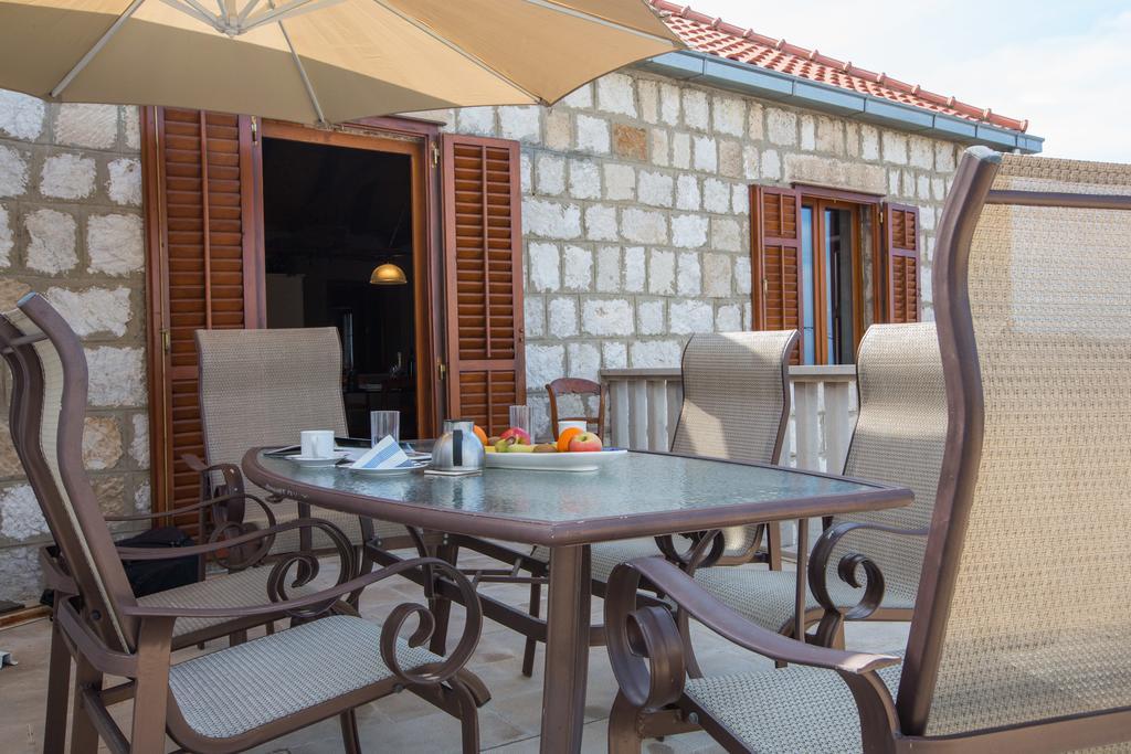 Sunset Villa 챠브타트 외부 사진