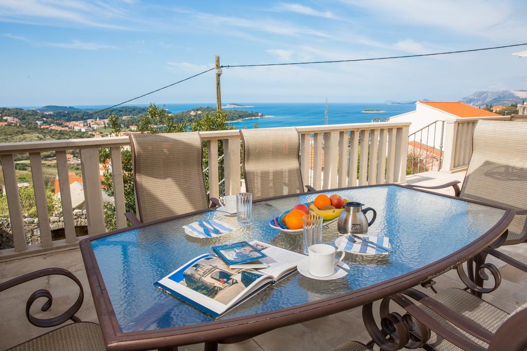 Sunset Villa 챠브타트 외부 사진