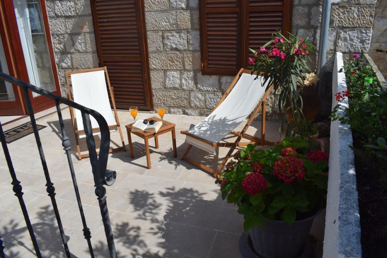 Sunset Villa 챠브타트 외부 사진